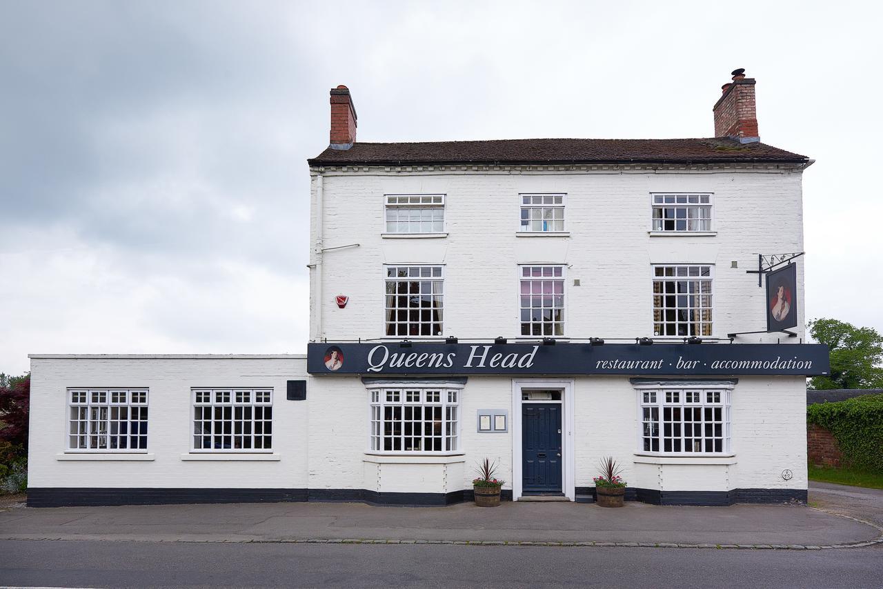 The Queens Head Hotel Belton  Exterior foto