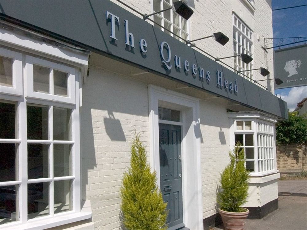 The Queens Head Hotel Belton  Exterior foto